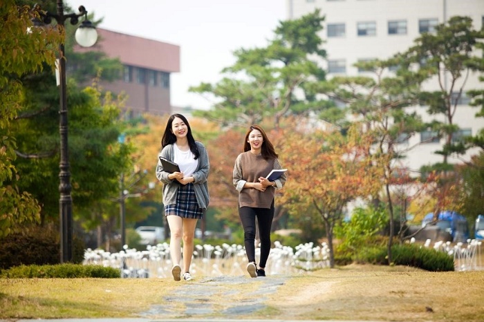 Học Đại học Từ Xa ngành Ngôn Ngữ Hàn Quốc