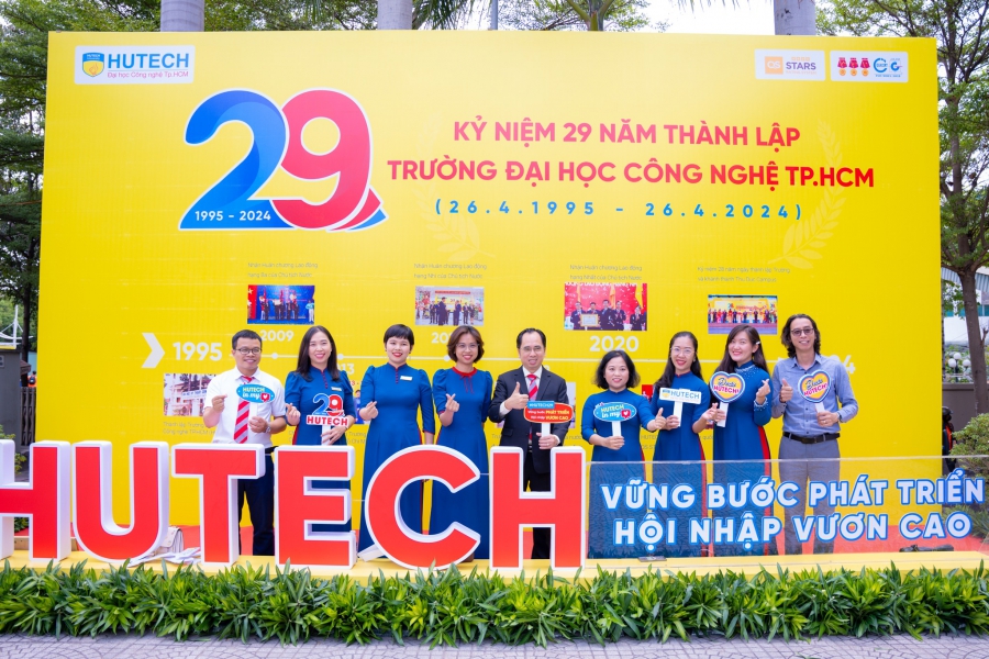 Liên thông Đại học Công Nghệ TP Hồ Chí Minh (HUTECH) – 100% học Online từ xa